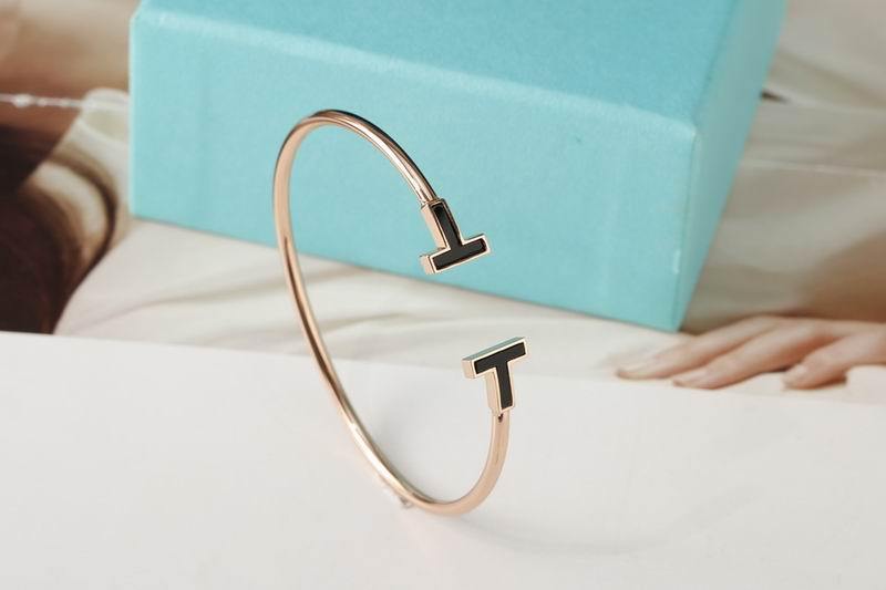 Tiffany&Co Bracelets 31